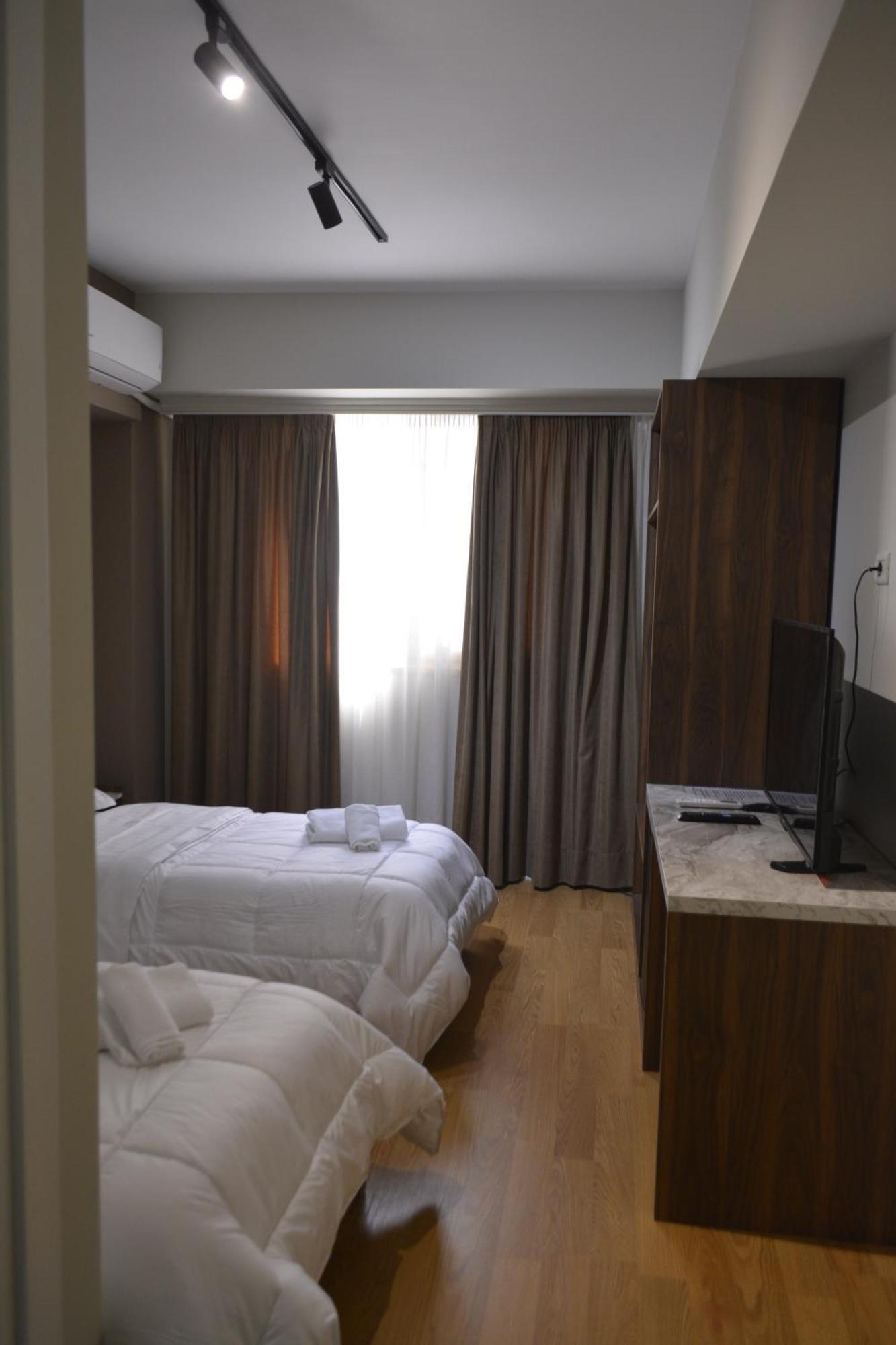 Hotel Her Vlore Exterior photo