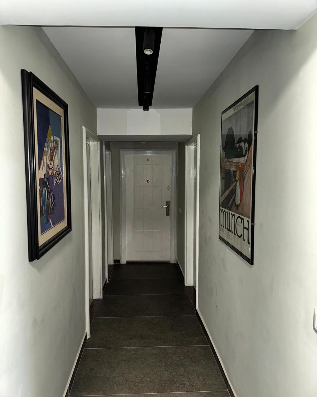 Hotel Her Vlore Exterior photo